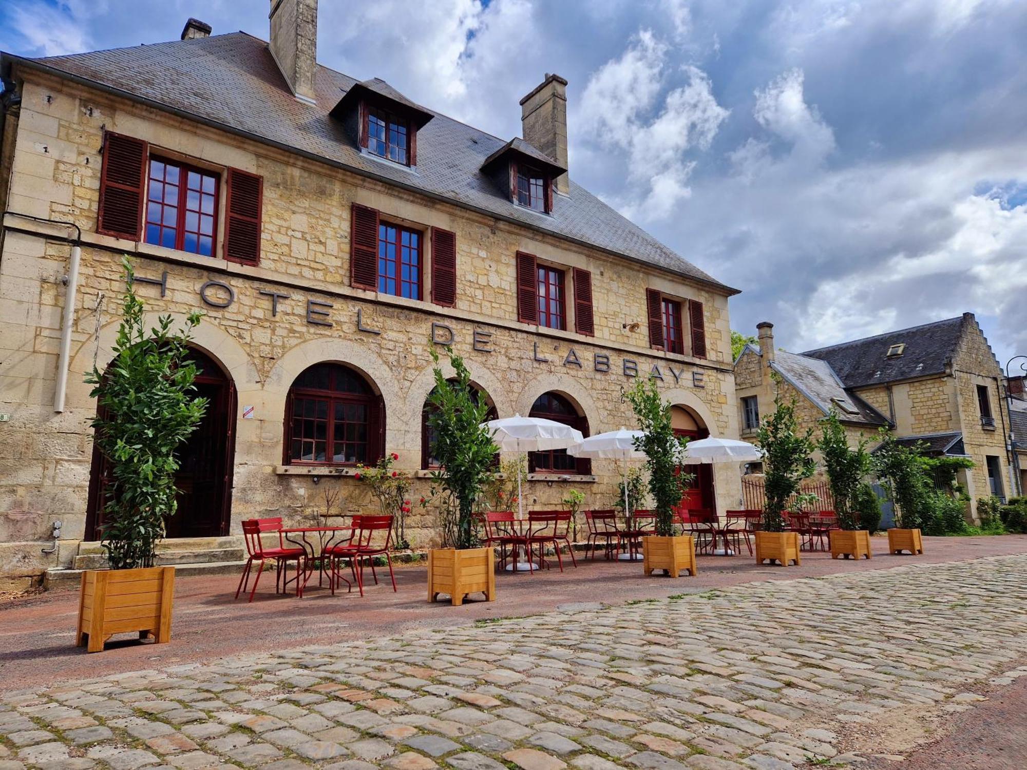 Hotel De L'Abbaye De Longpont Экстерьер фото